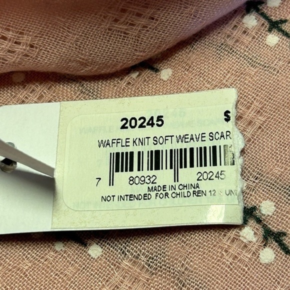 NWT ARIANNA BY HOWARD WAFFLE KNIT SOFT WEAVE SCARF, PINK PLANT PRINT - Picture 4 of 4